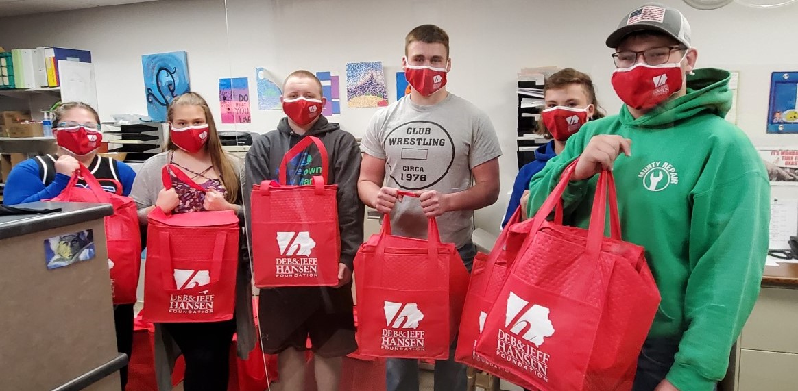 Tama County 4H Tackles Hunger in their Community Iowa Select Farms